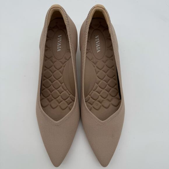 Vivaia Scarlett Pointed Toe Kitten Heels Old Money Almond Comfort Heels 8.5 - Picture 4 of 9